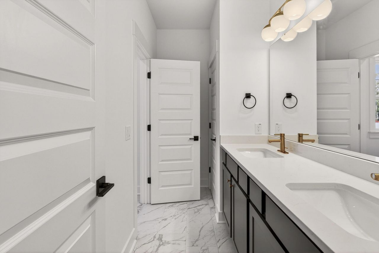 8617 Connor Court Photo 32