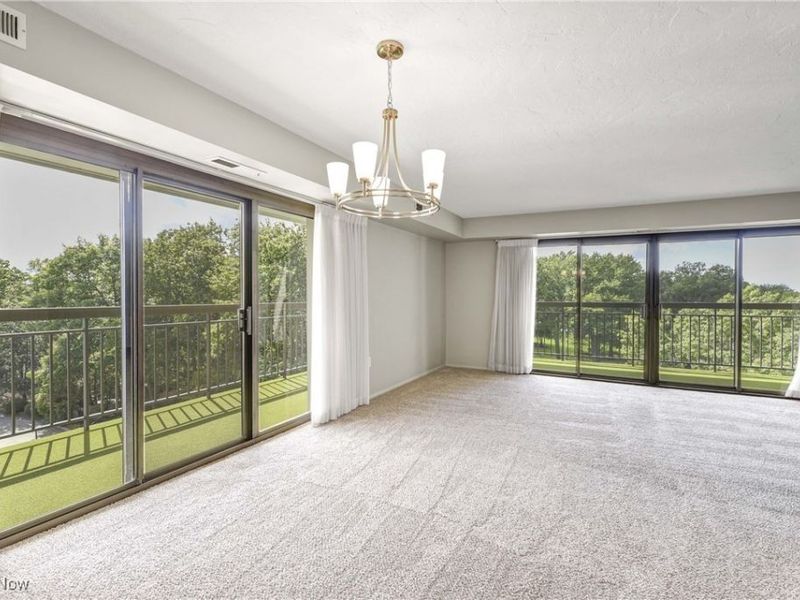 12550 Lake Avenue, Unit 706, Lakewood, OH 44107 Photo 21