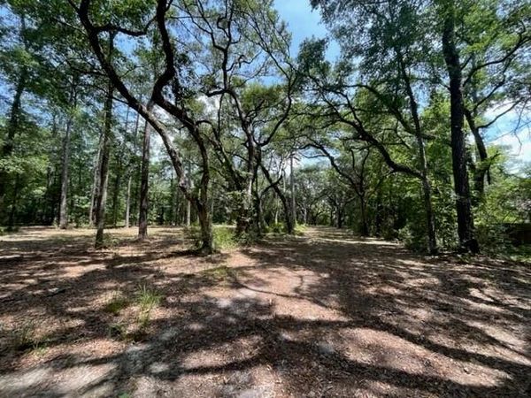 00000 LOUISVILLE Street, Lacombe, LA 70445