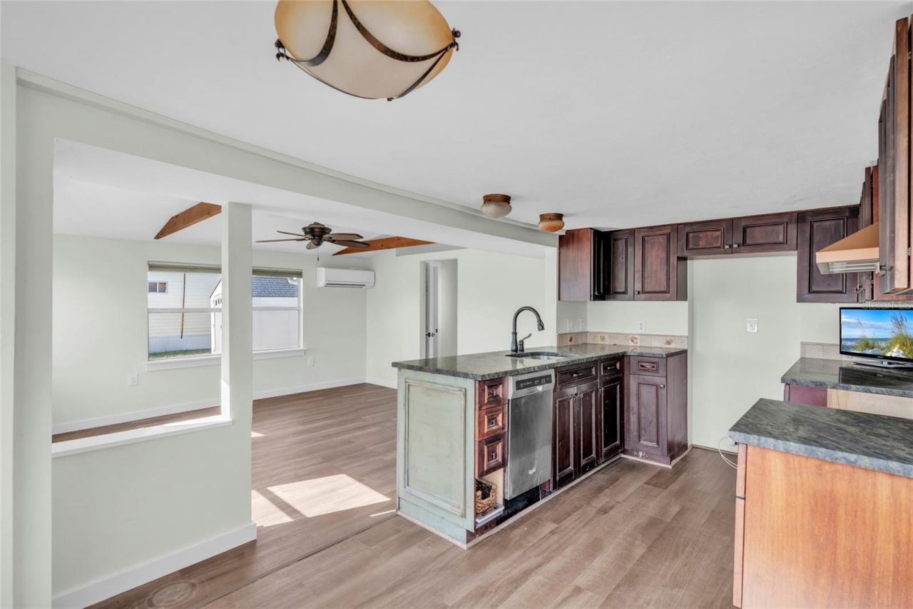 2601 Gulf Drive N, Unit 510, Bradenton Beach, FL 34217 Photo