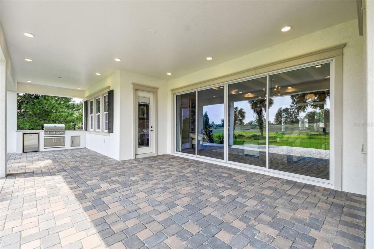 6470 Summit View Drive, Brooksville, FL 34601 Photo