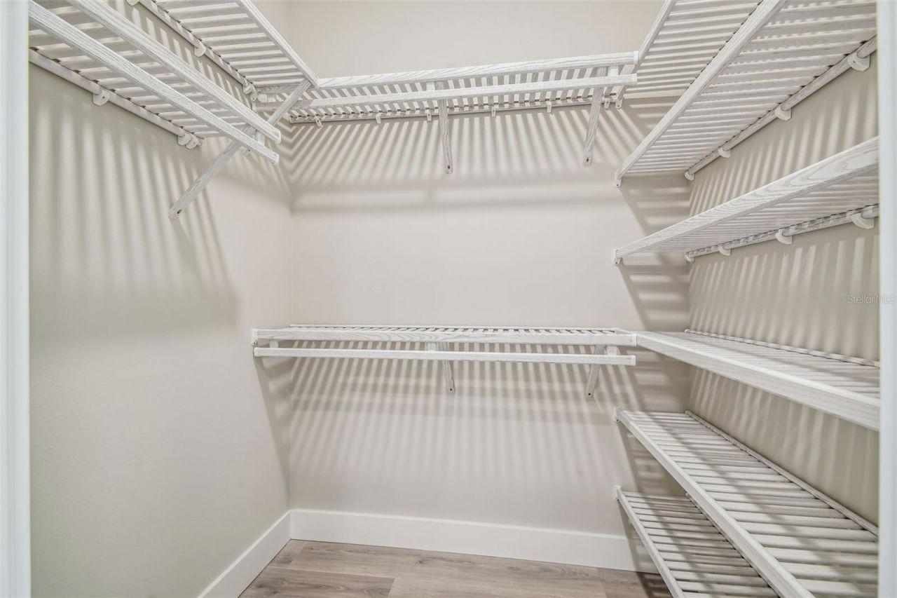 6470 Summit View Drive, Brooksville, FL 34601 Photo