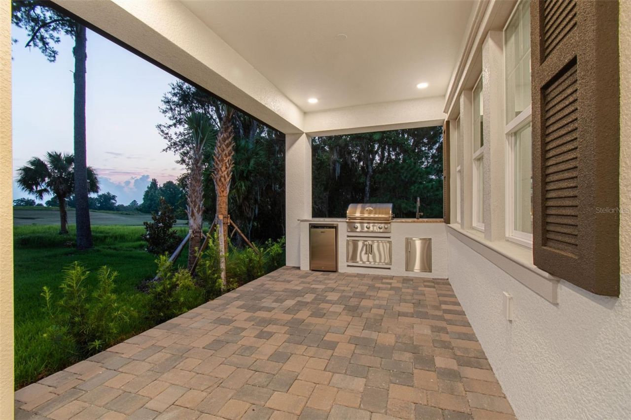 6470 Summit View Drive, Brooksville, FL 34601 Photo