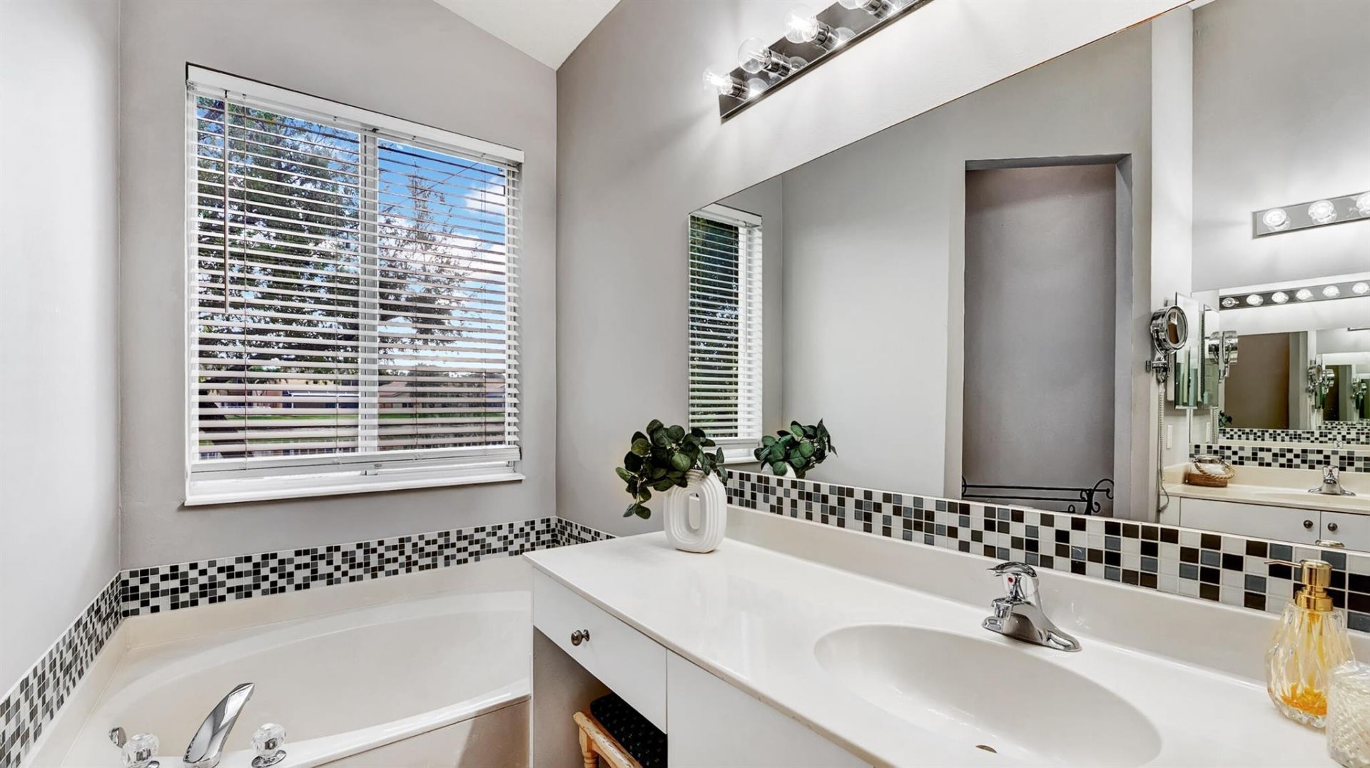 7373 Via Leonardo, Lake Worth, FL 33467 Photo