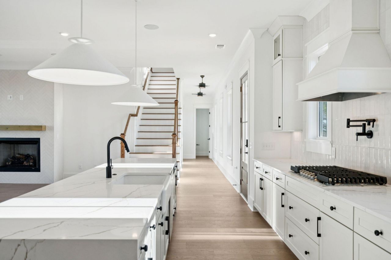 3908 Seafood Lane Photo 13