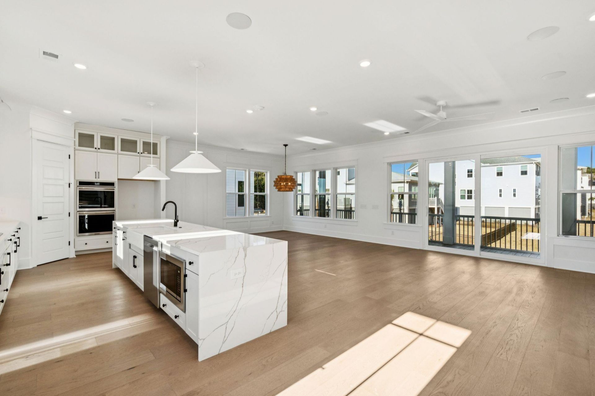 3908 Seafood Road Photo 23