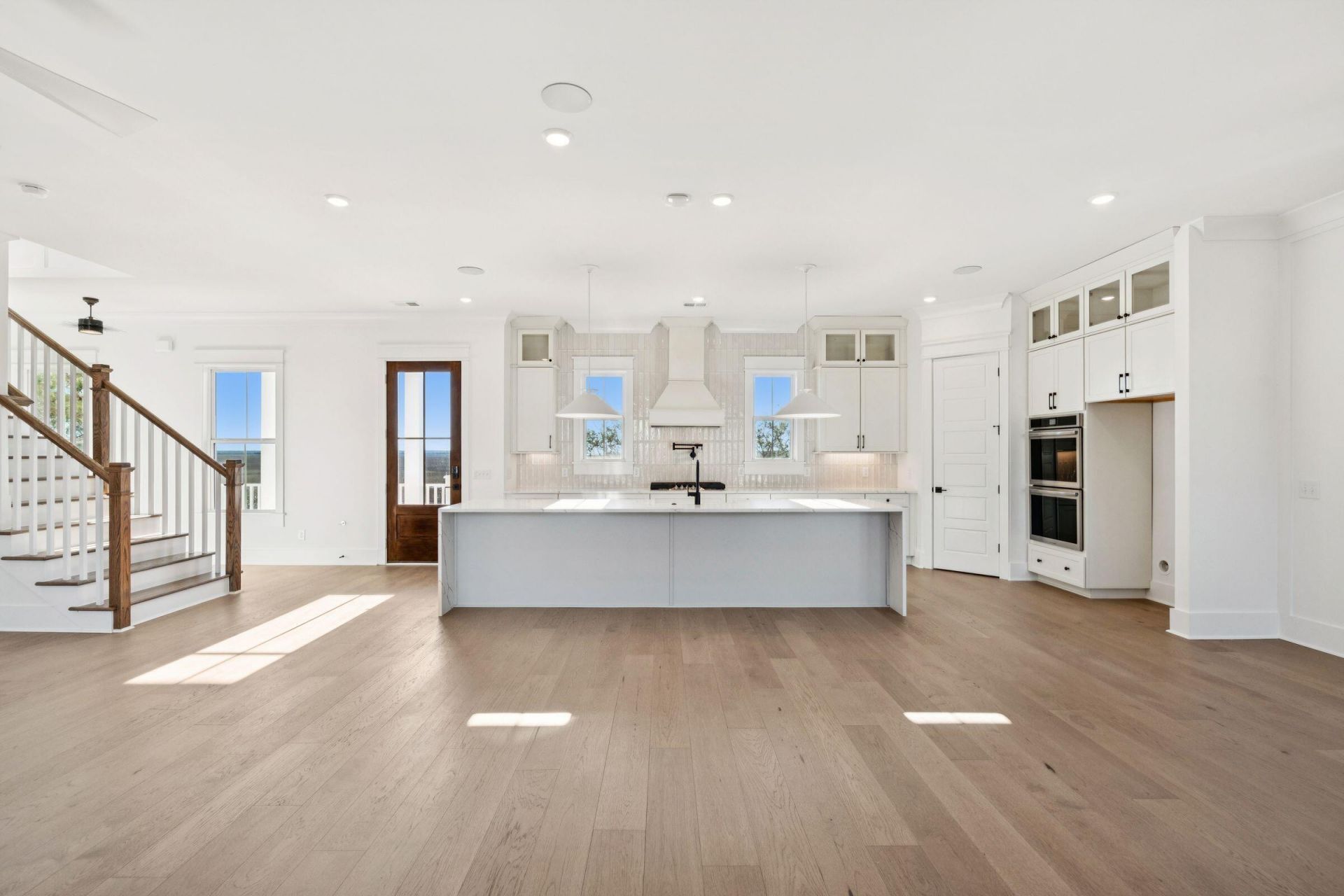 3908 Seafood Road Photo 24