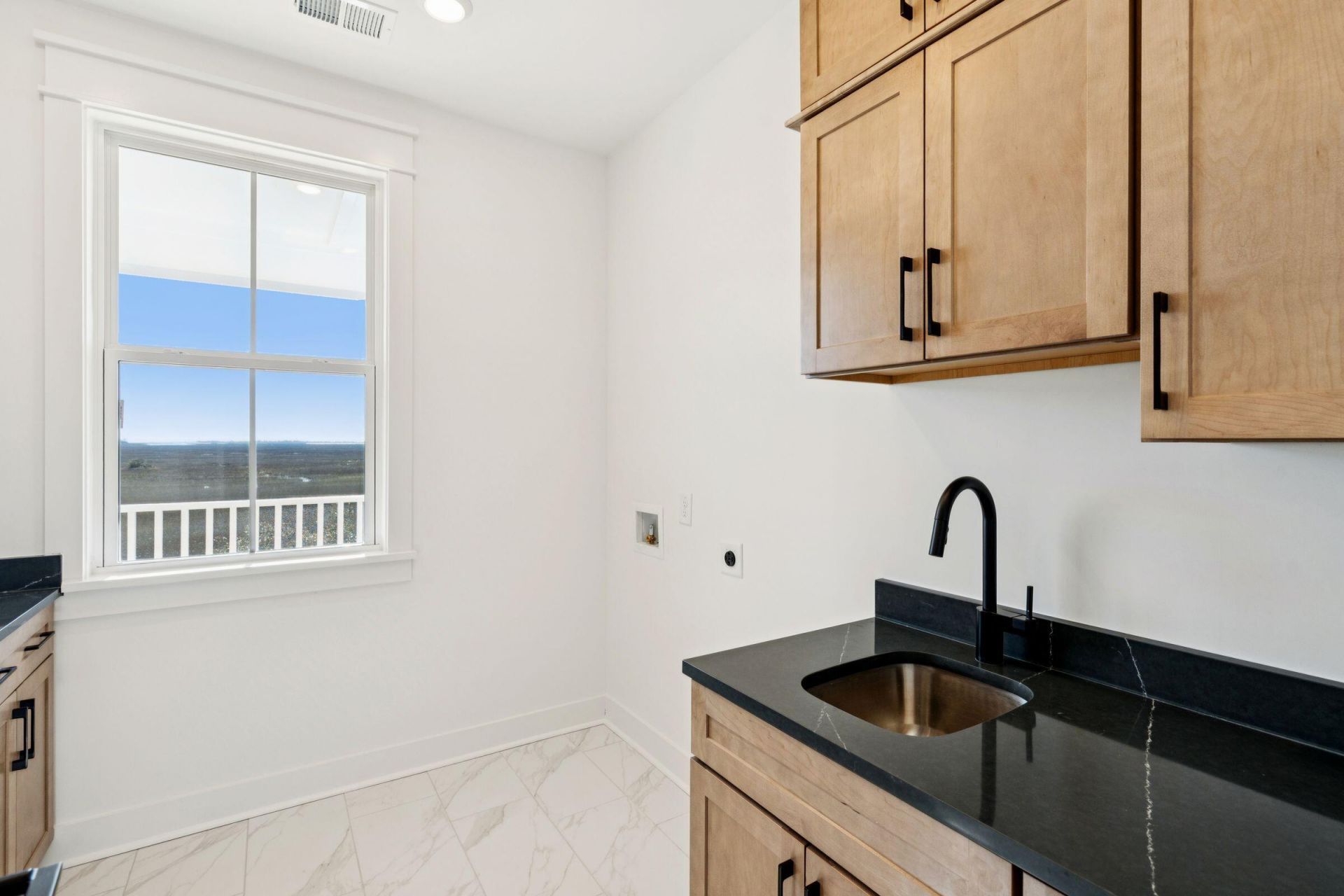 3908 Seafood Road Photo 56