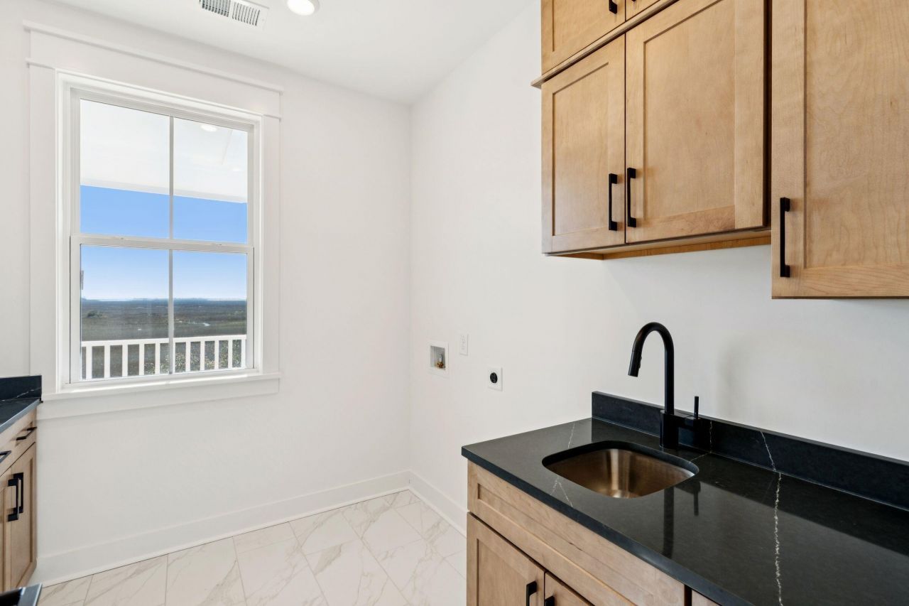 3908 Seafood Lane Photo 56