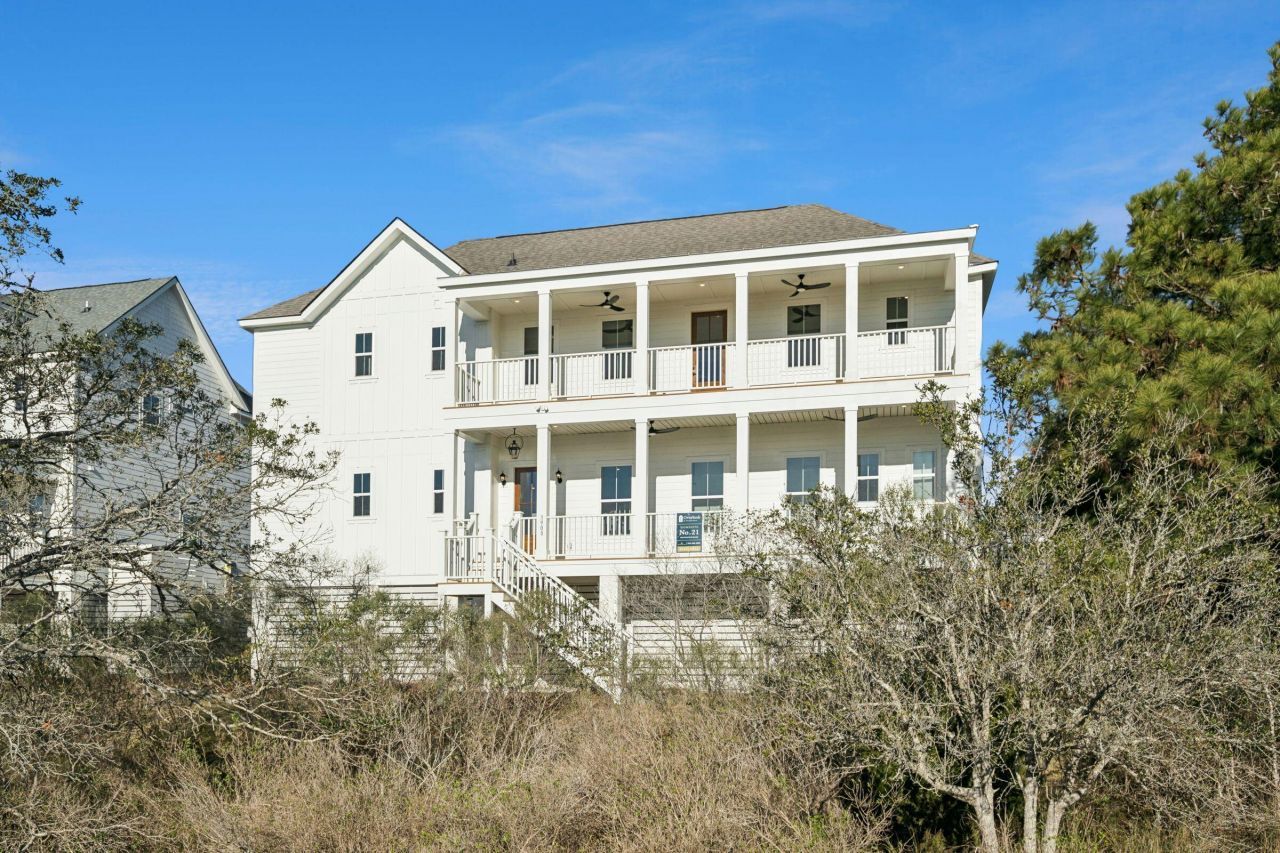 3908 Seafood Lane Photo 6