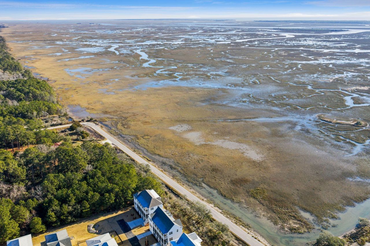 3908 Seafood Lane Photo 87