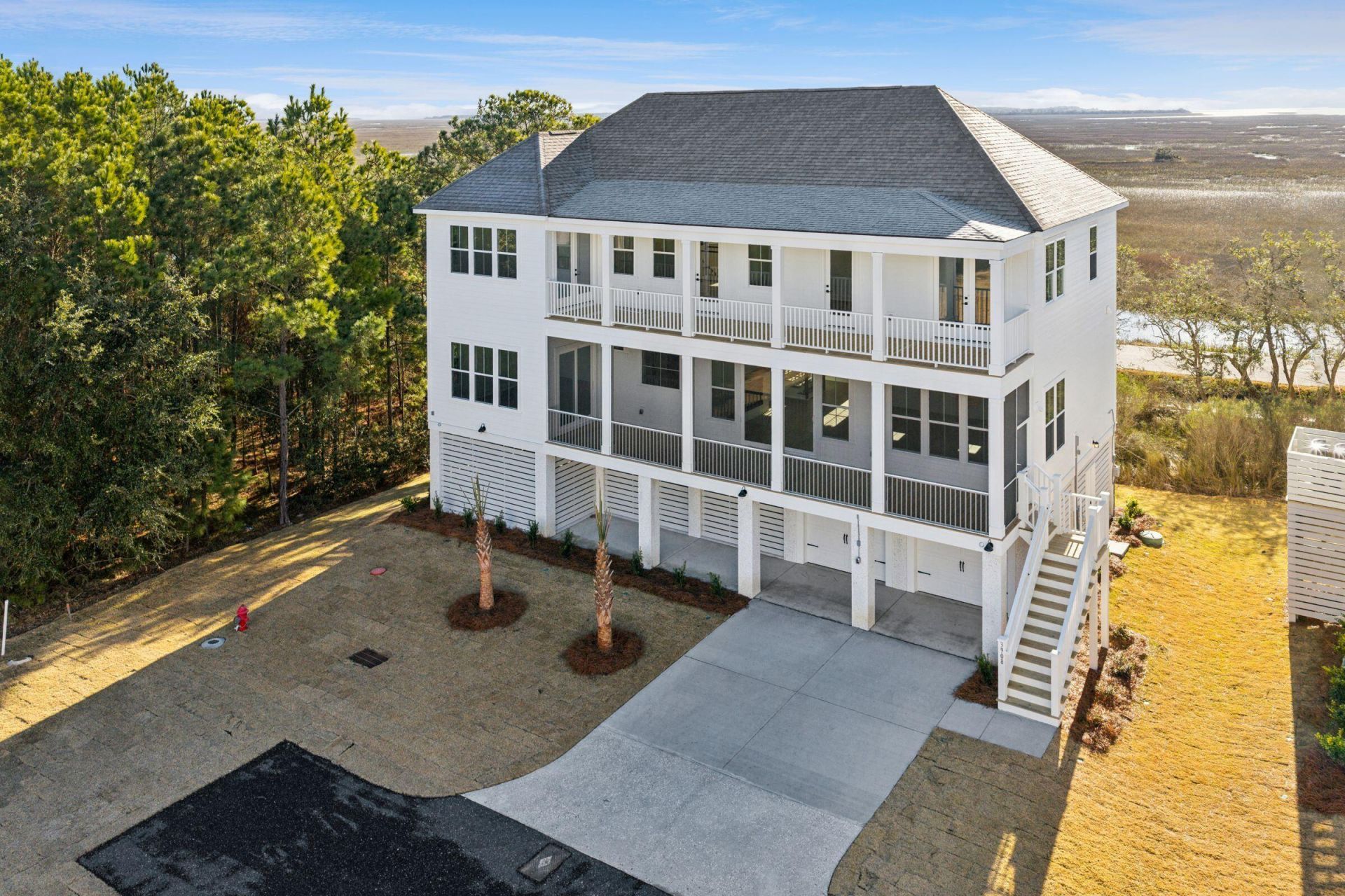 3908 Seafood Road Photo 9
