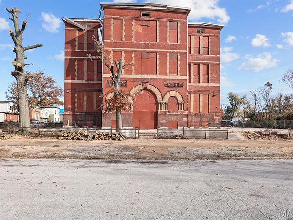 4224 Fair Avenue, St Louis, MO 63115