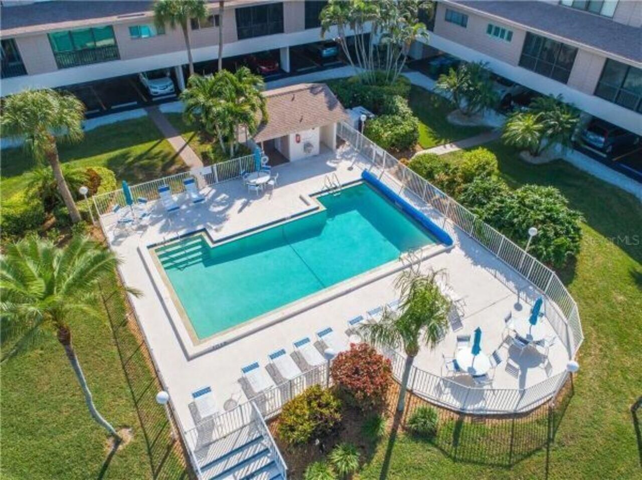 9604 Cortez Road W, Unit 421, Bradenton, FL 34210 Photo