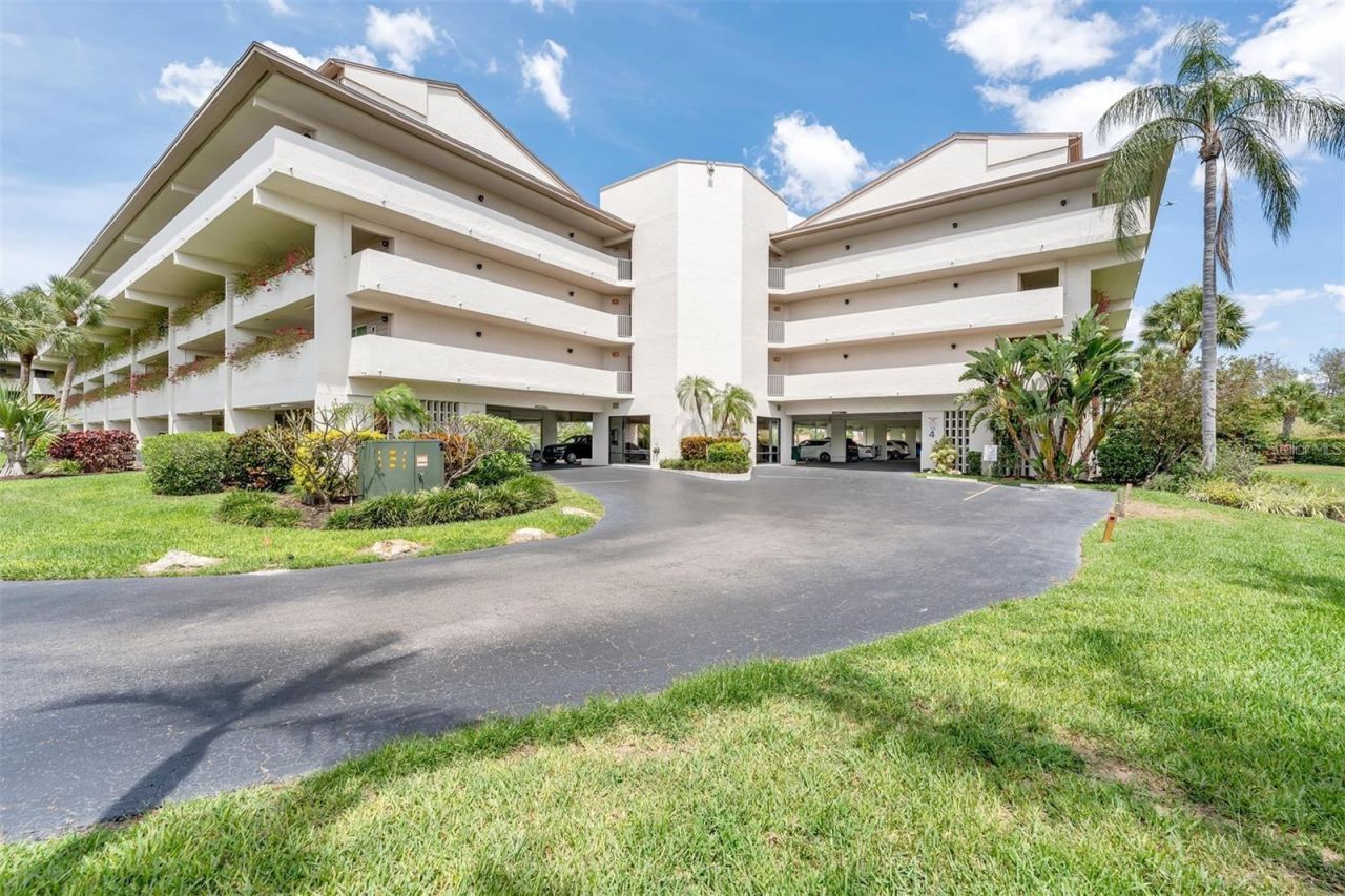 9604 Cortez Road W, Unit 421, Bradenton, FL 34210 Photo