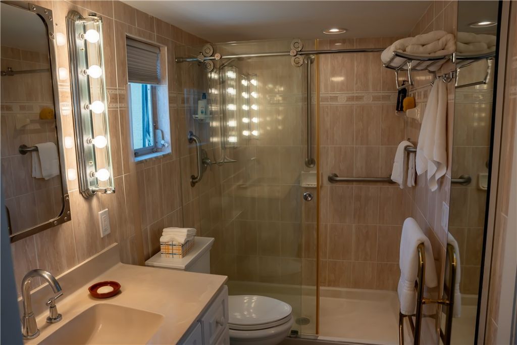 201 Spyglass Lane, Unit 201, Vero Beach, FL 32963 Photo