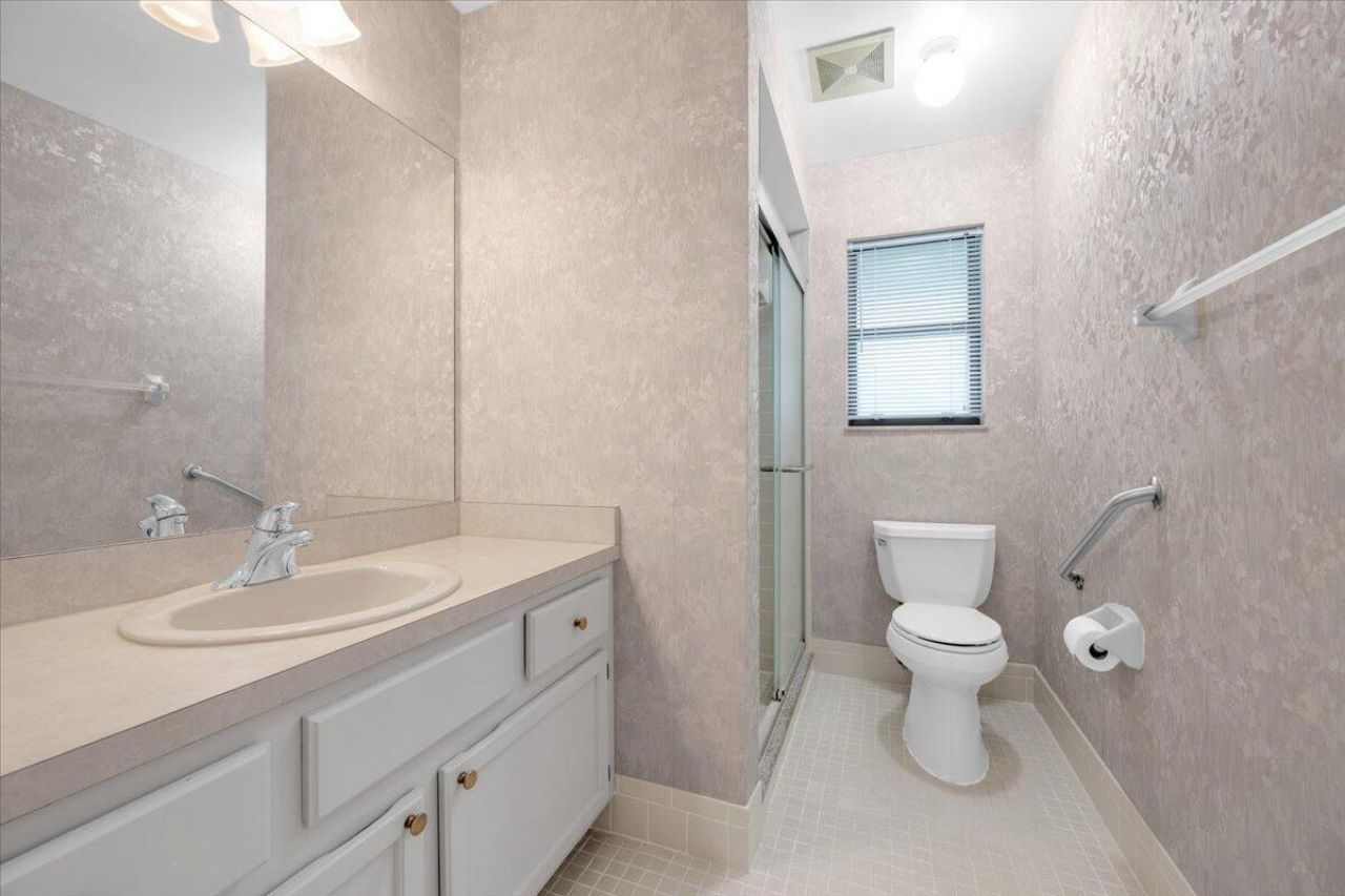 1127 E Seminole Avenue E, Unit 29d, Jupiter, FL 33477 Photo