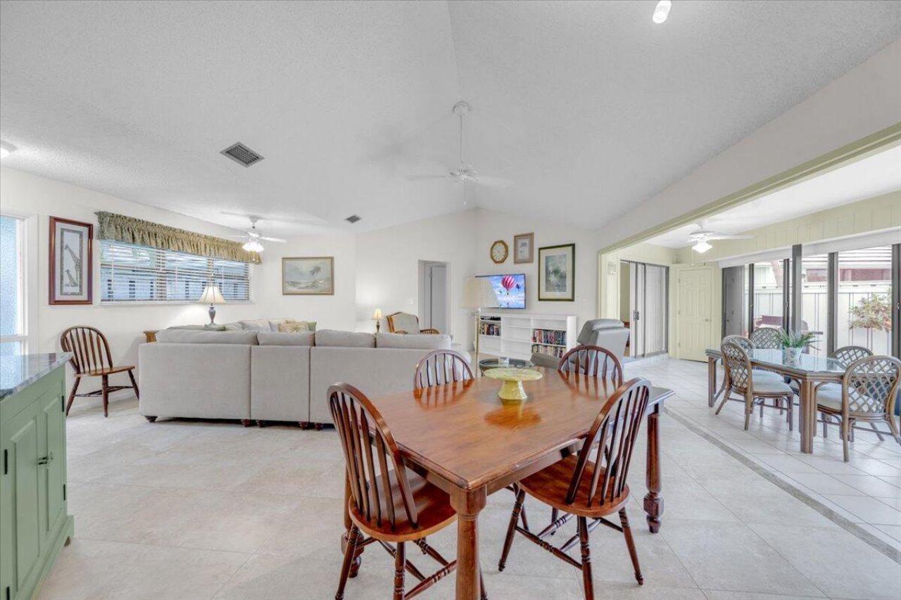 1127 E Seminole Avenue E, Unit 29d, Jupiter, FL 33477 Photo