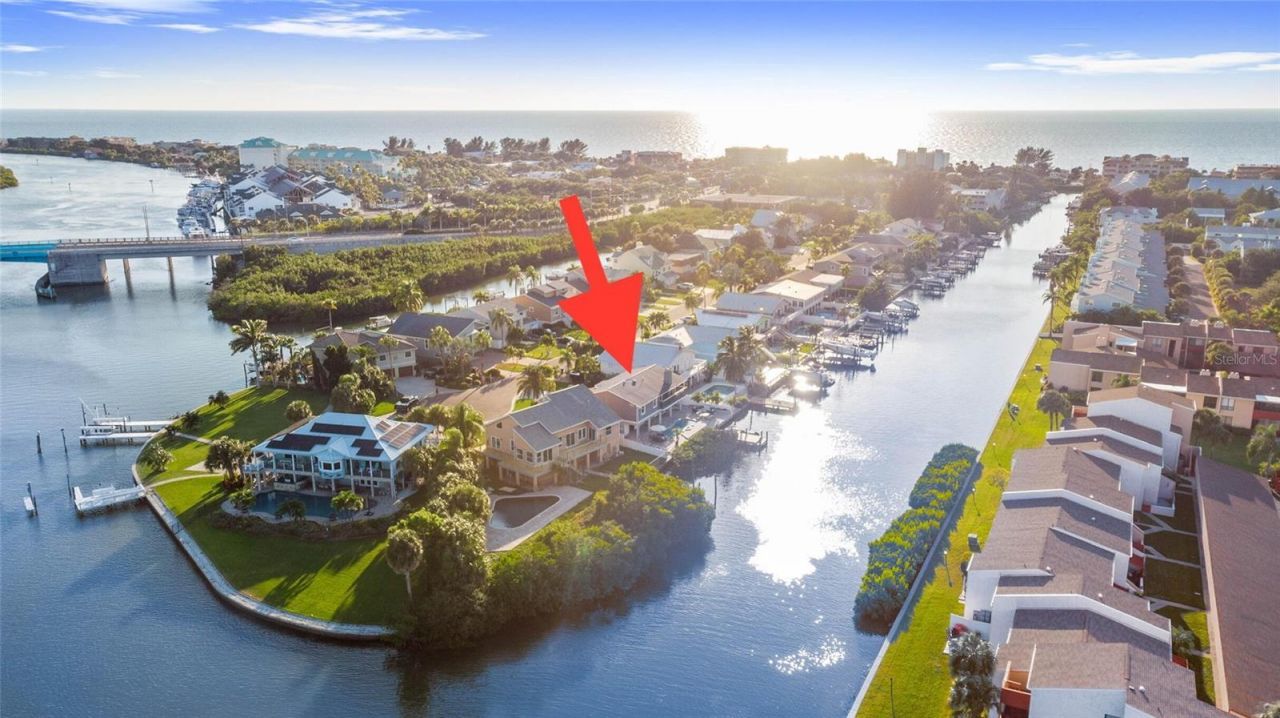 328 6th Avenue, Indian Rocks Beach, FL 33785 Photo