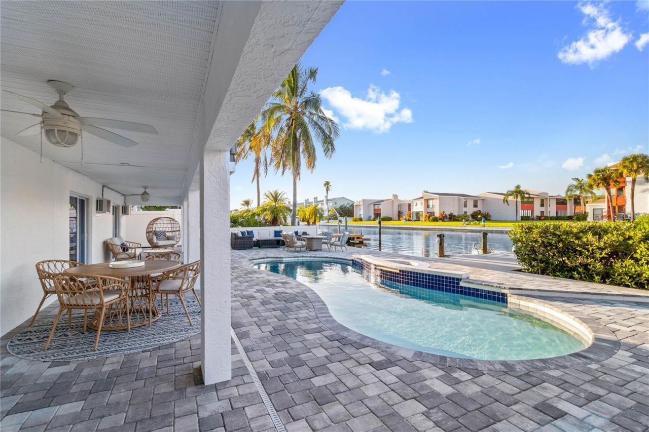 328 6th Avenue, Indian Rocks Beach, FL 33785 Photo