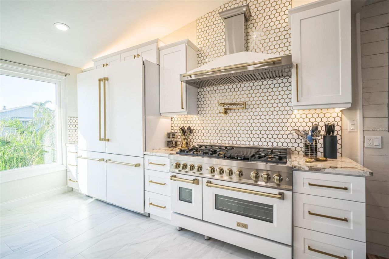 328 6th Avenue, Indian Rocks Beach, FL 33785 Photo