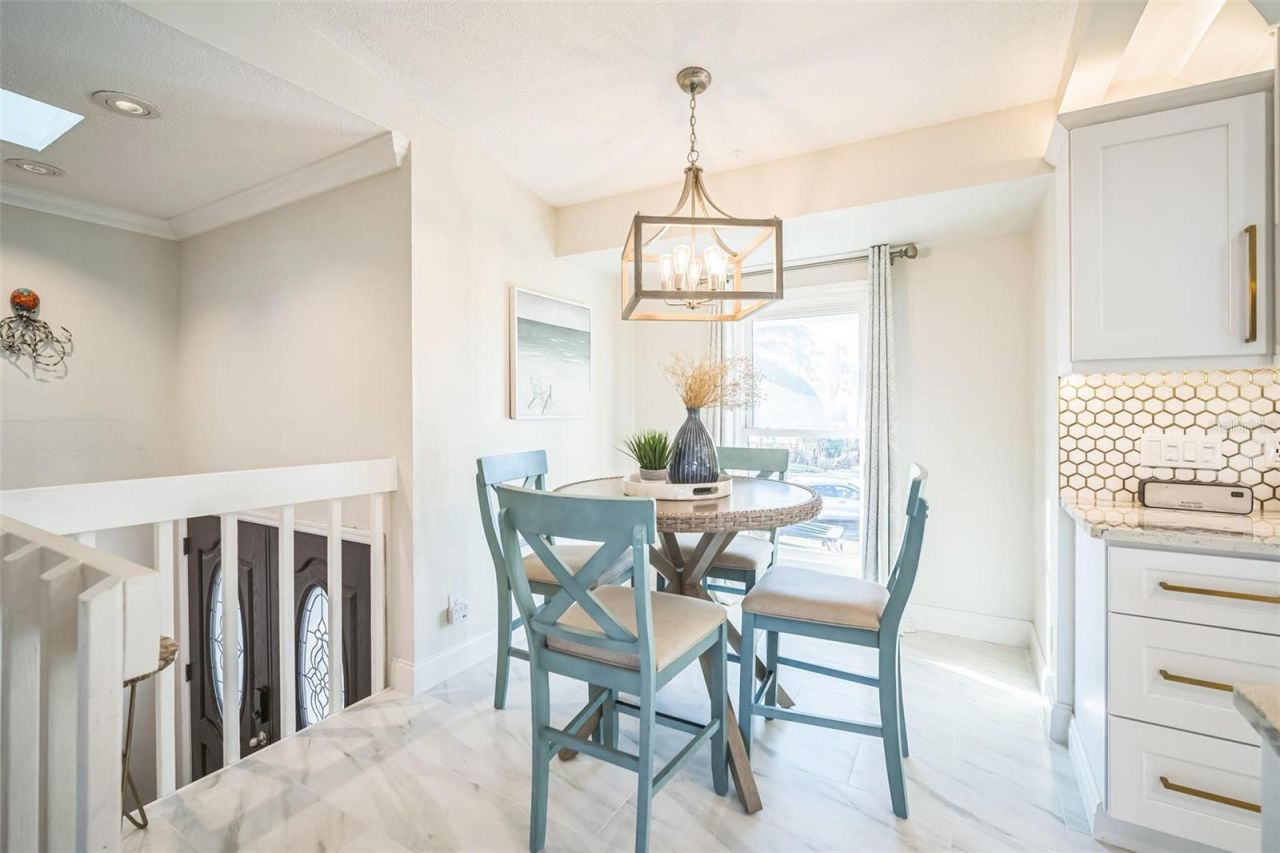 328 6th Avenue, Indian Rocks Beach, FL 33785 Photo