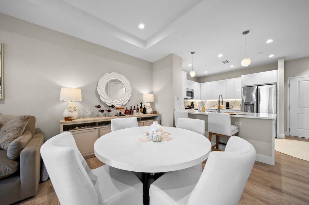 41 SW Seminole Street, Unit 205, Stuart, FL 34994 Photo