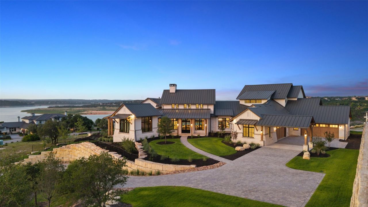 622 Casasanta Trl, Austin, TX 78738 Main Photo