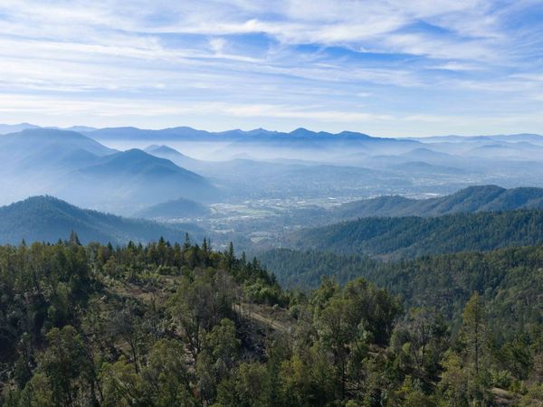 4000 E Jones Creek Road, Grants Pass, OR 97526