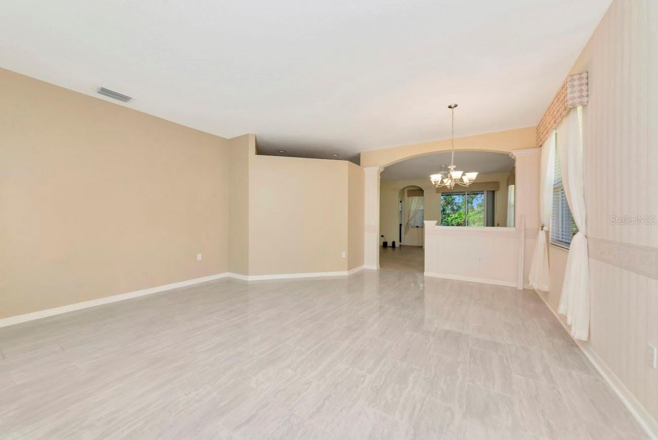 1494 Millbrook Circle, Bradenton, FL 34212 Photo