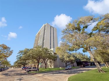 6335 W Northwest Highway, Unit 1815, Dallas, TX 75225