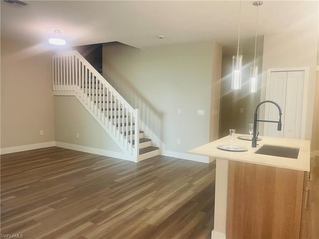 7012 Romana Way, Unit 1404, Naples, FL 34119 Photo