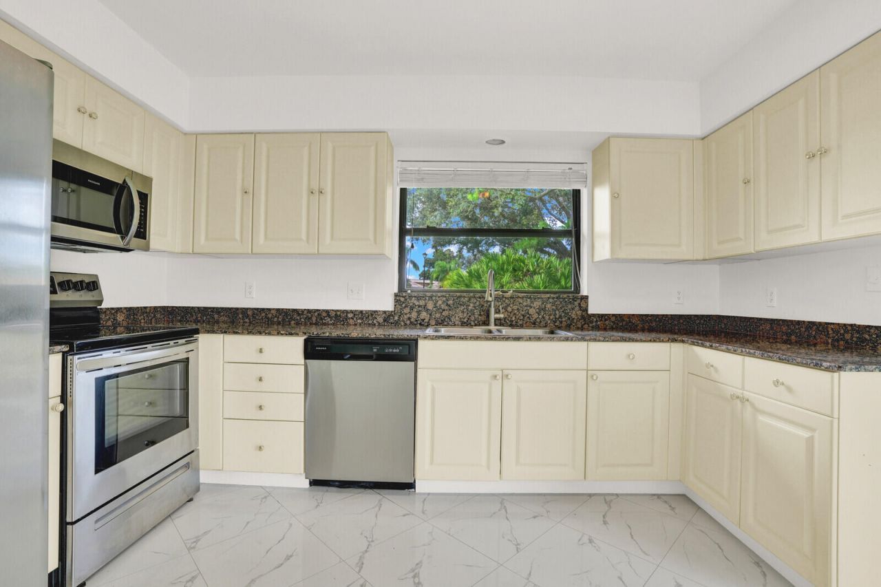 3705 SW Quail Meadow Trail, Unit E, Palm City, FL 34990 Photo