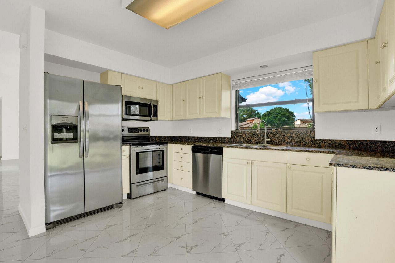 3705 SW Quail Meadow Trail, Unit E, Palm City, FL 34990 Photo