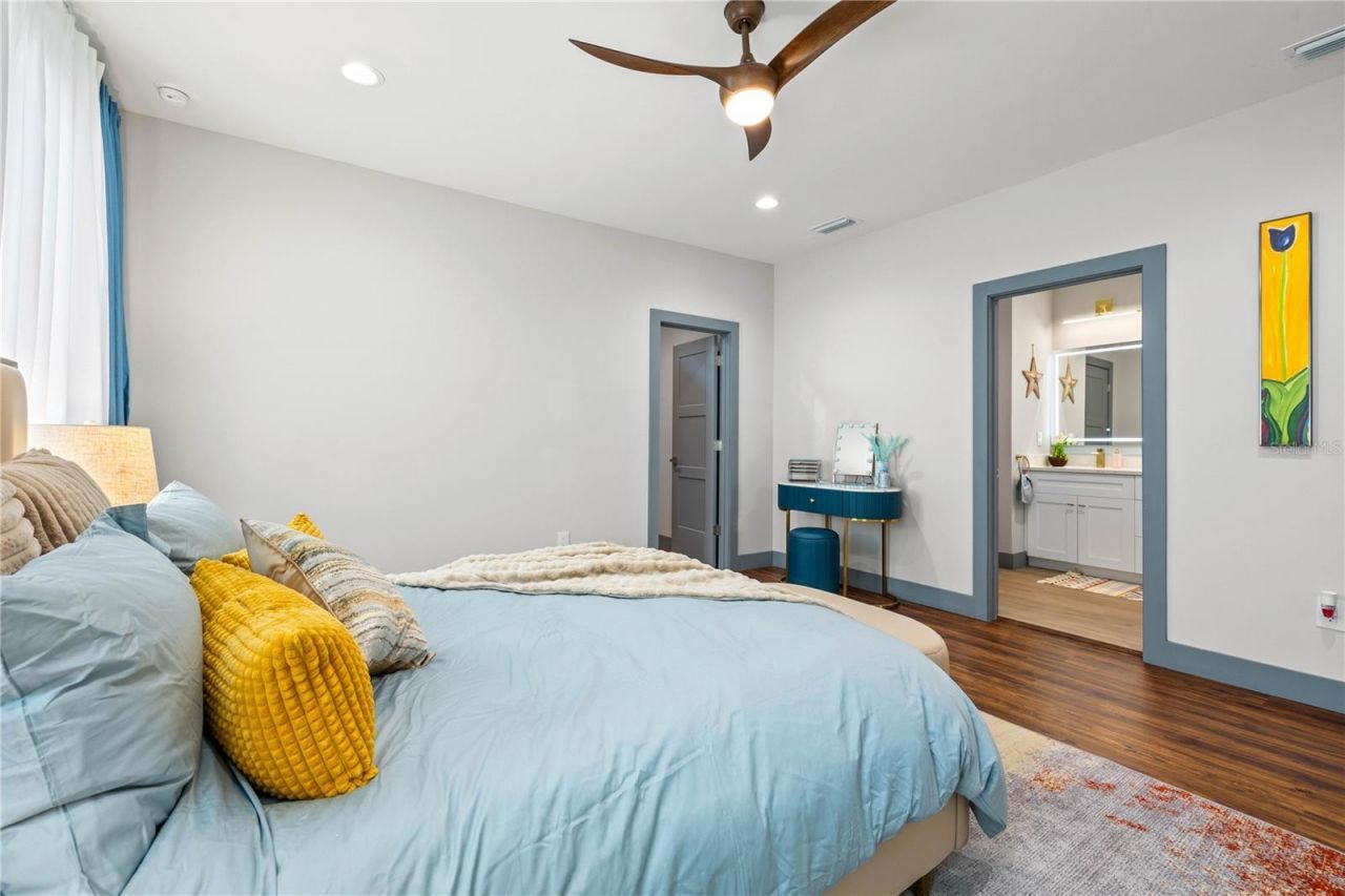 6325 11th Avenue S, Gulfport, FL 33707 Photo