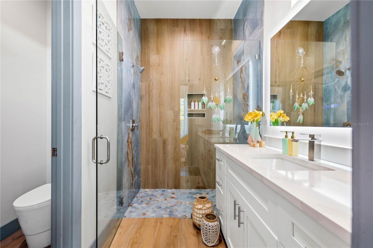 6325 11th Avenue S, Gulfport, FL 33707 Photo