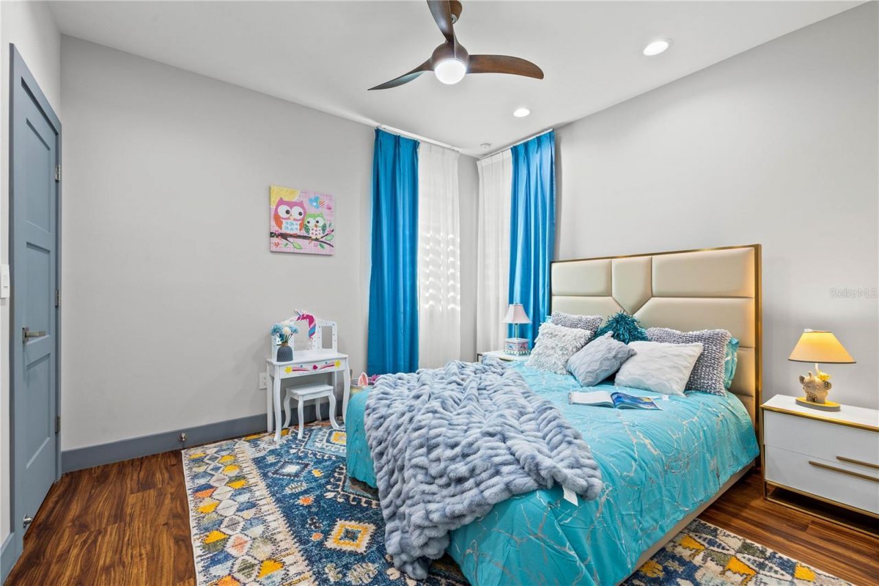 6325 11th Avenue S, Gulfport, FL 33707 Photo