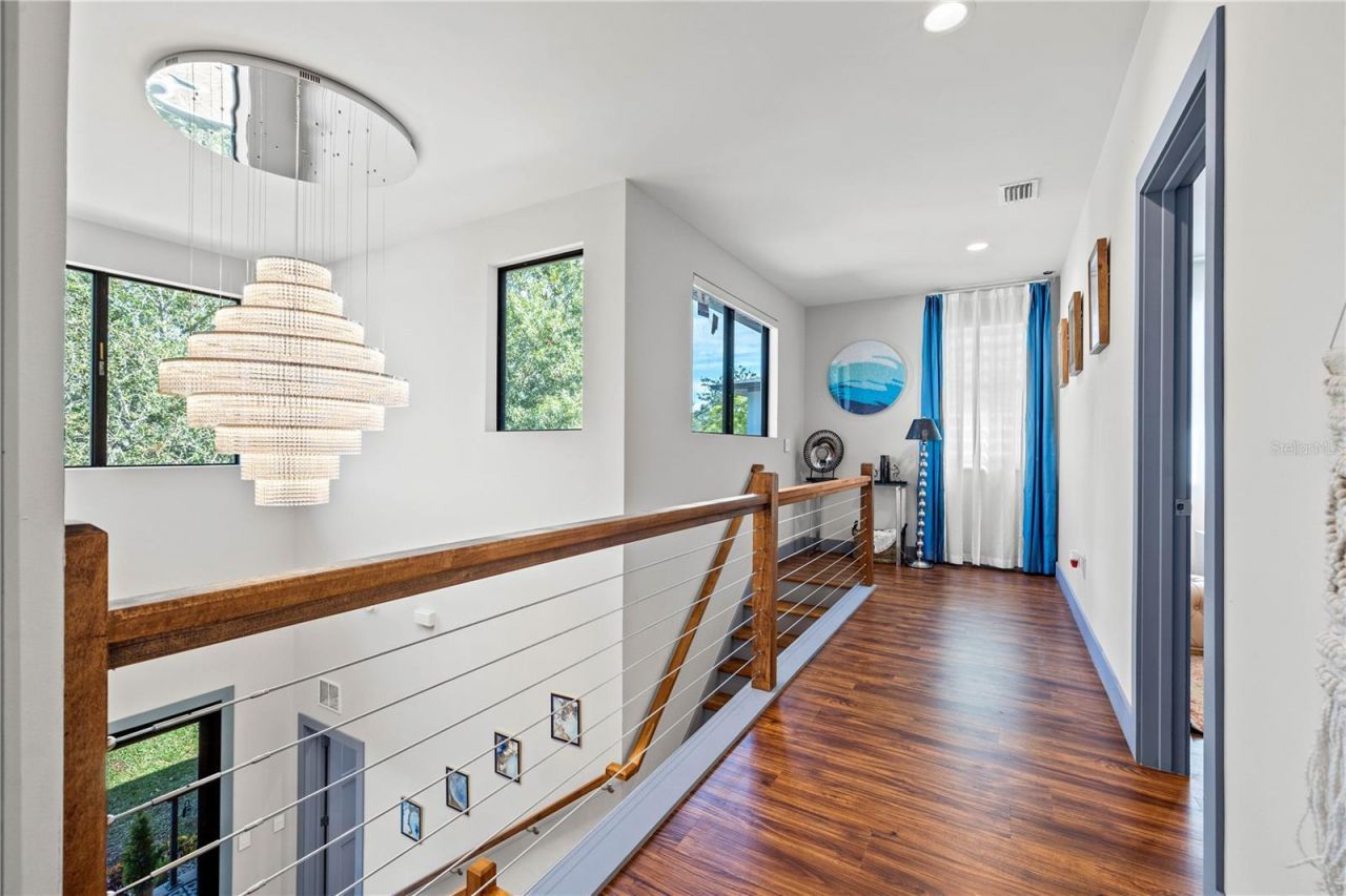 6325 11th Avenue S, Gulfport, FL 33707 Photo