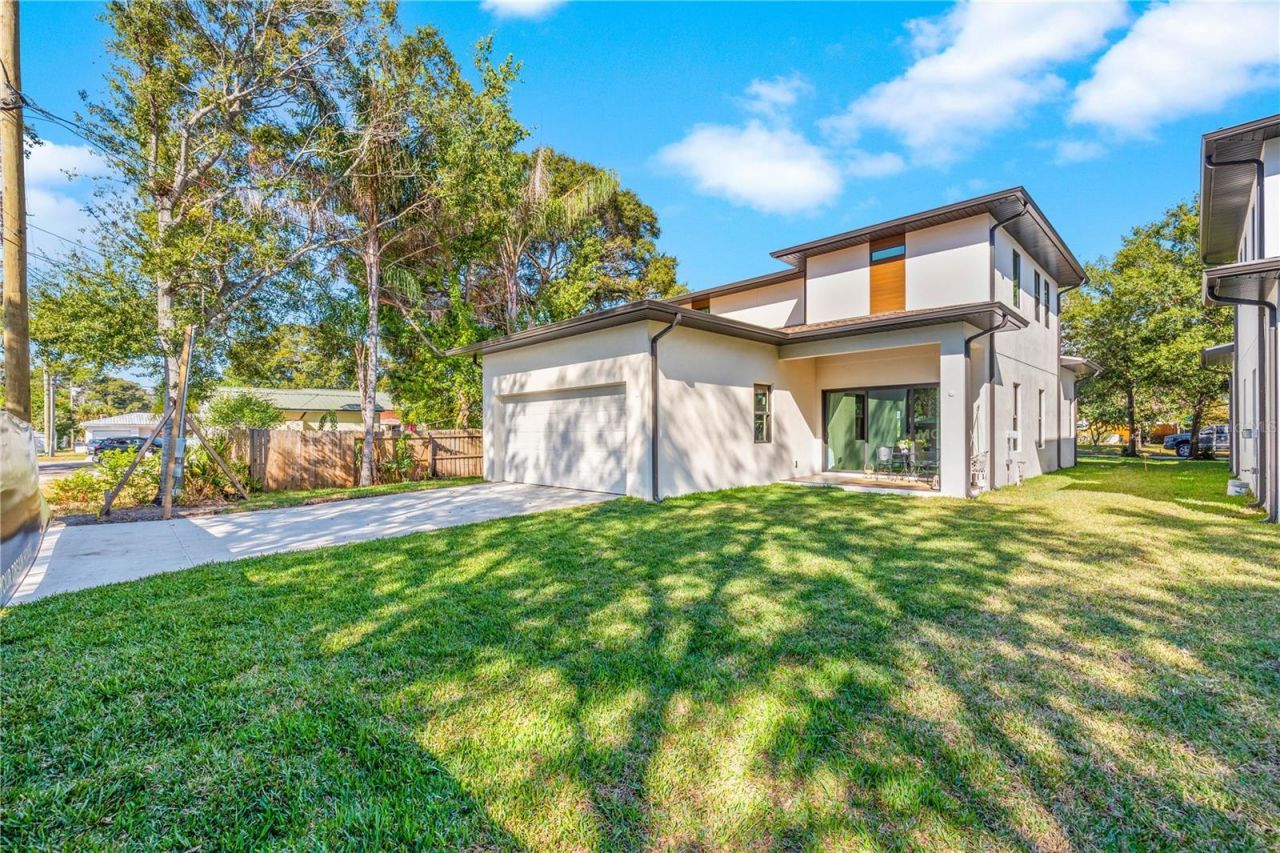 6325 11th Avenue S, Gulfport, FL 33707 Photo