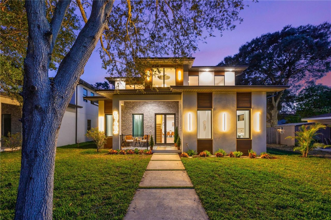 6325 11th Avenue S, Gulfport, FL 33707 Photo