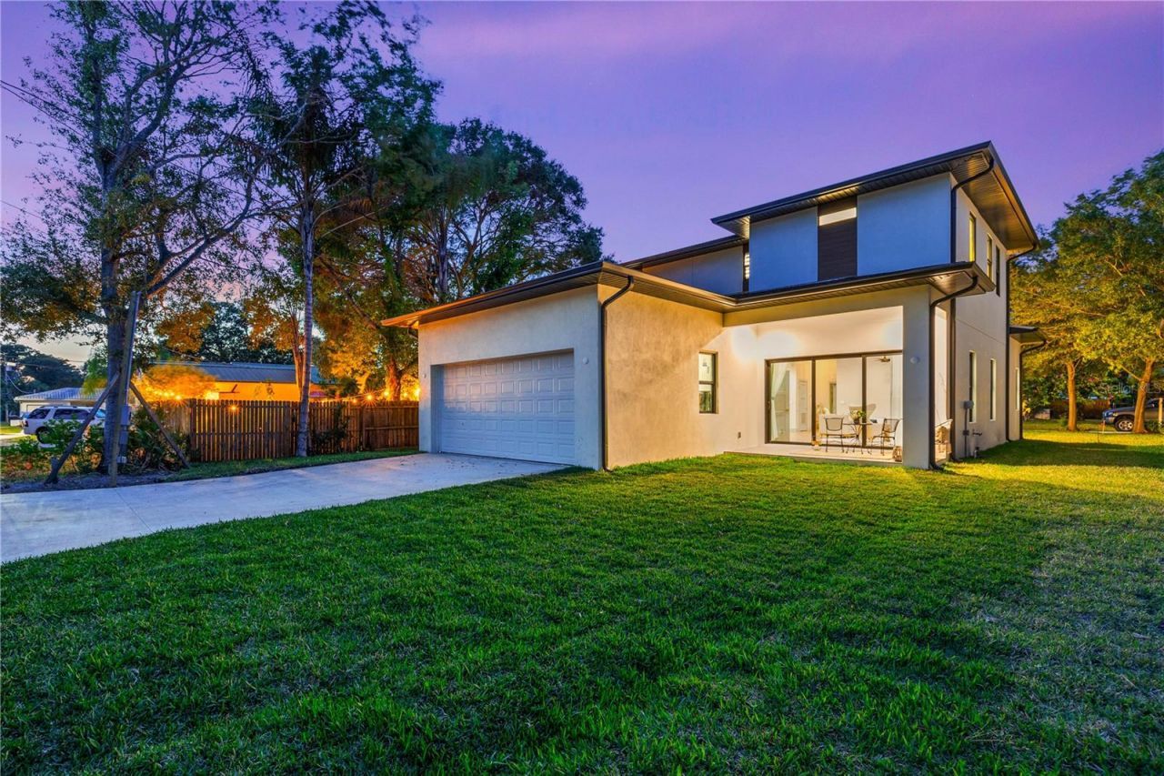 6325 11th Avenue S, Gulfport, FL 33707 Photo