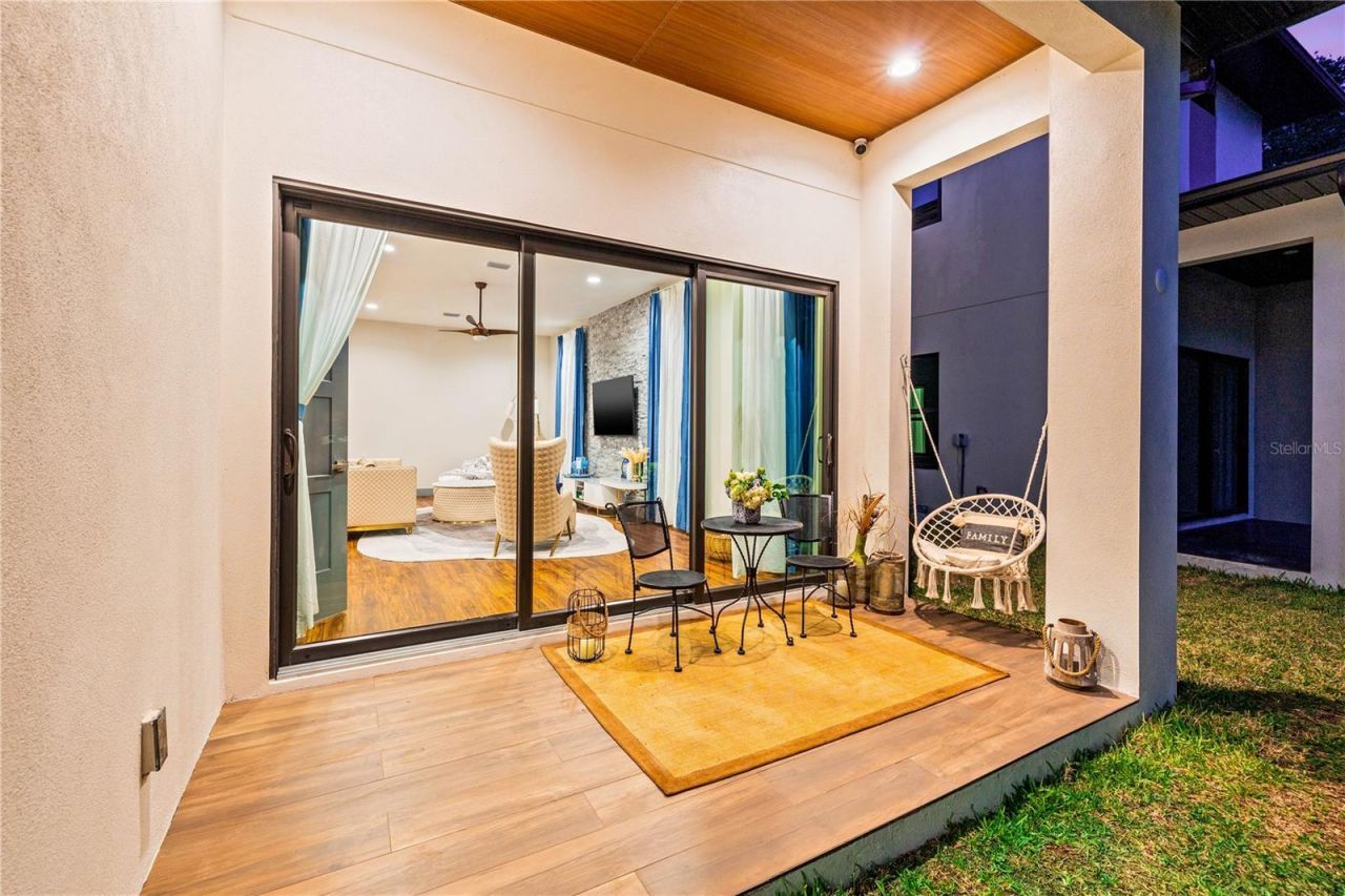 6325 11th Avenue S, Gulfport, FL 33707 Photo