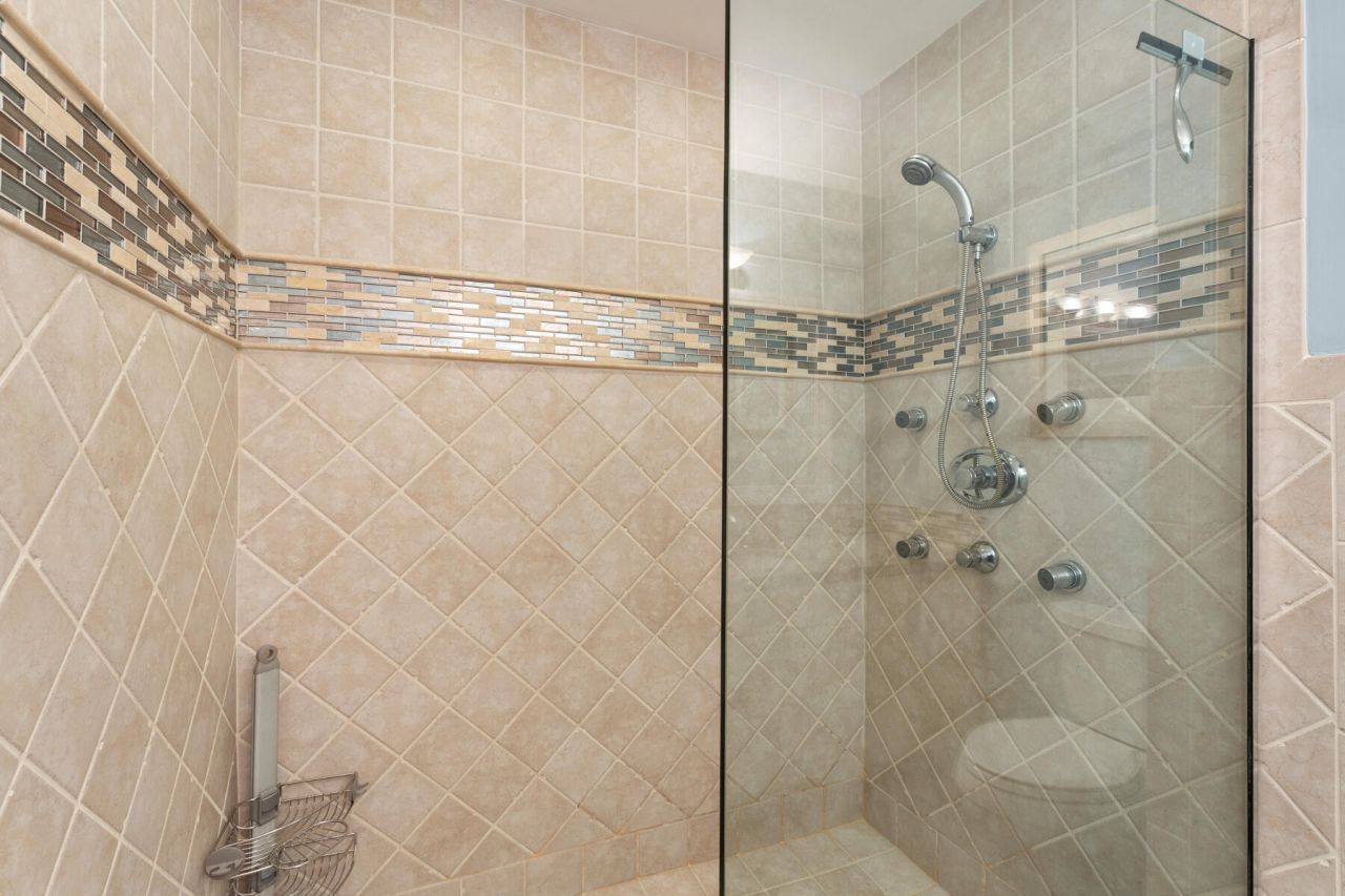 94220 Overseas Highway, Unit 9C and 28', Tavernier, FL 33070 Photo