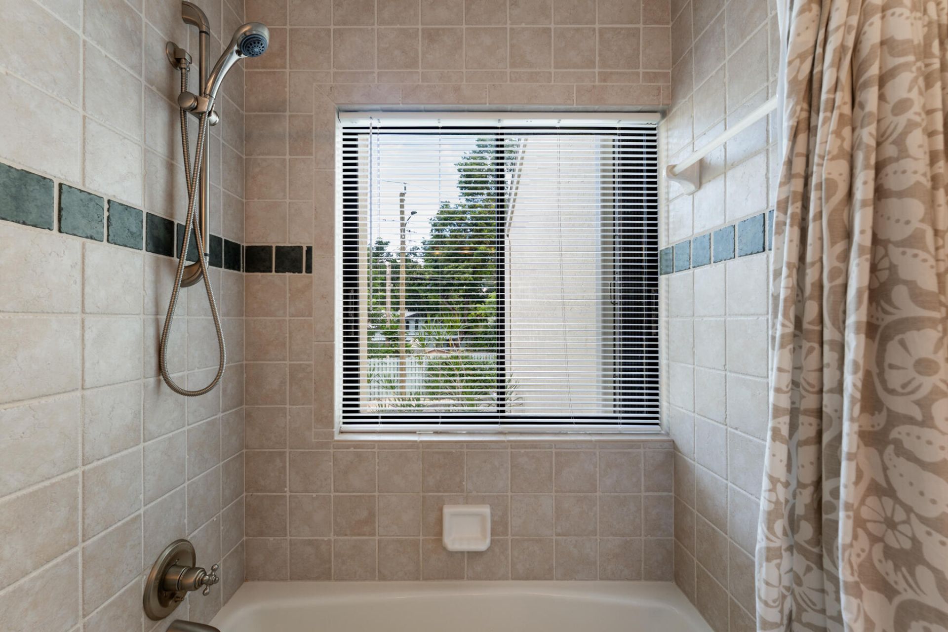 94220 Overseas Highway, Unit 9C and 28', Tavernier, FL 33070 Photo