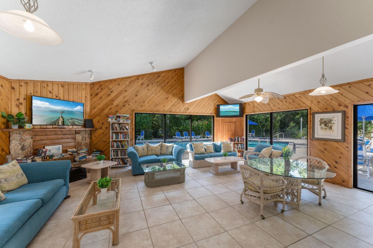 94220 Overseas Highway, Unit 9C and 28', Tavernier, FL 33070 Photo