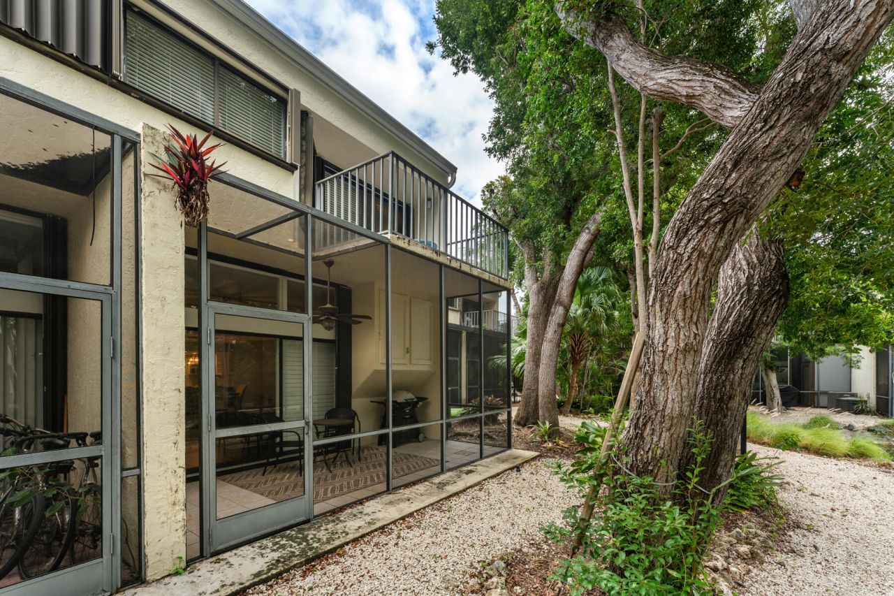 94220 Overseas Highway, Unit 9C and 28', Tavernier, FL 33070 Photo