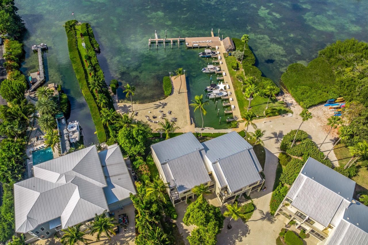 94220 Overseas Highway, Unit 9C and 28', Tavernier, FL 33070 Photo