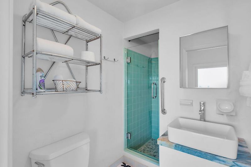 166 Bayview Drive, Islamorada, FL 33036 Photo