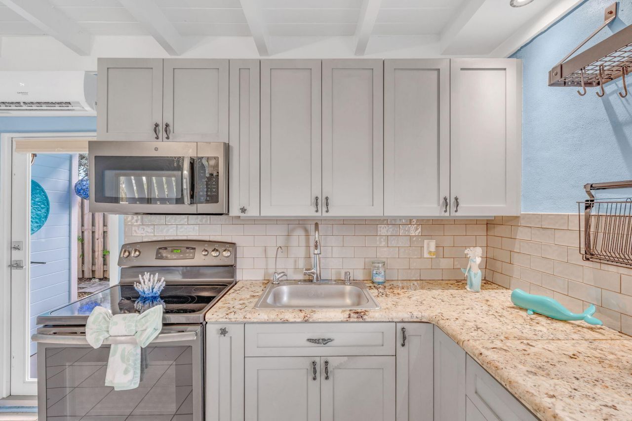 40 Pirates Drive, Key Largo, FL 33037 Photo