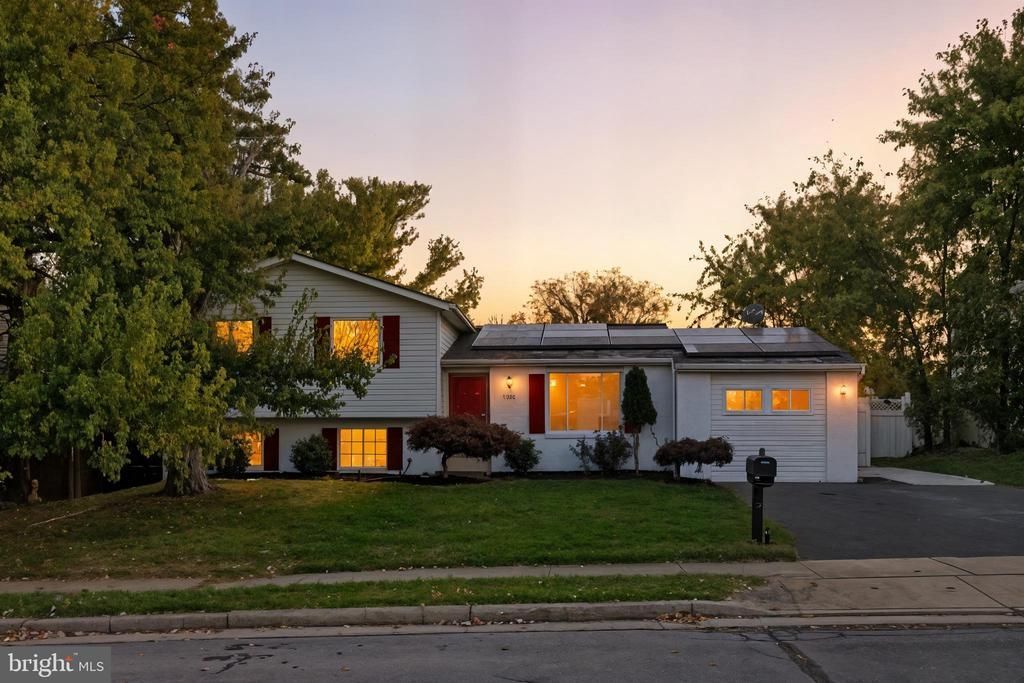 1816 Rocky Glen Drive, Frederick, MD 21702 Main Photo